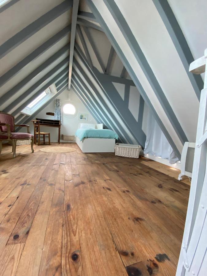 La Maison Bleue Port-en-Bessin-Huppain Exterior photo